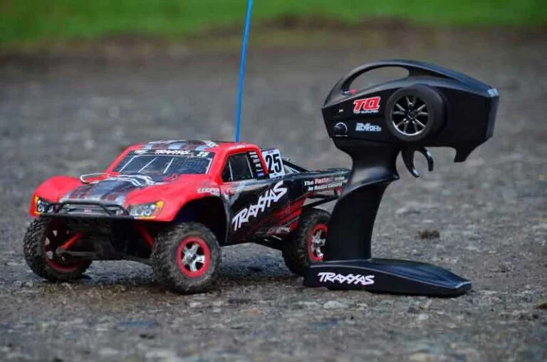 What RC Car Should You Buy (Top List+Videos)