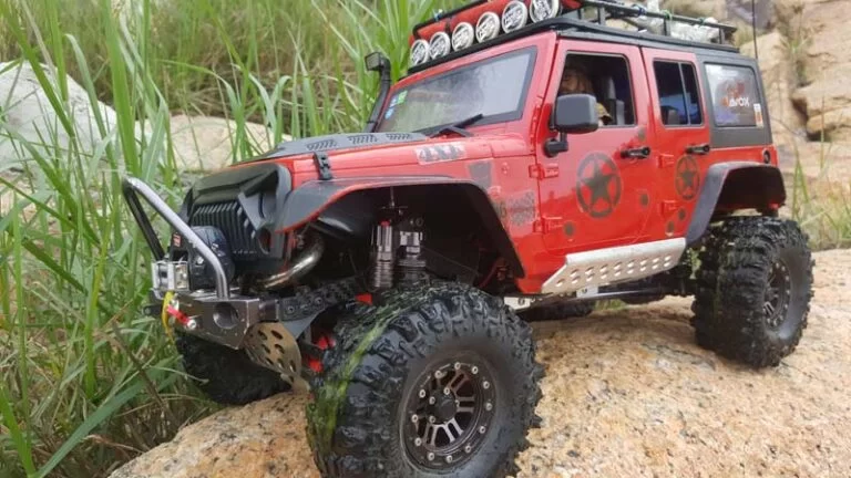 How Heavy an RC Rock Crawler Need to Be (Explained)