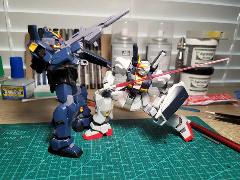 Gunpla comparing high grade to real grade 